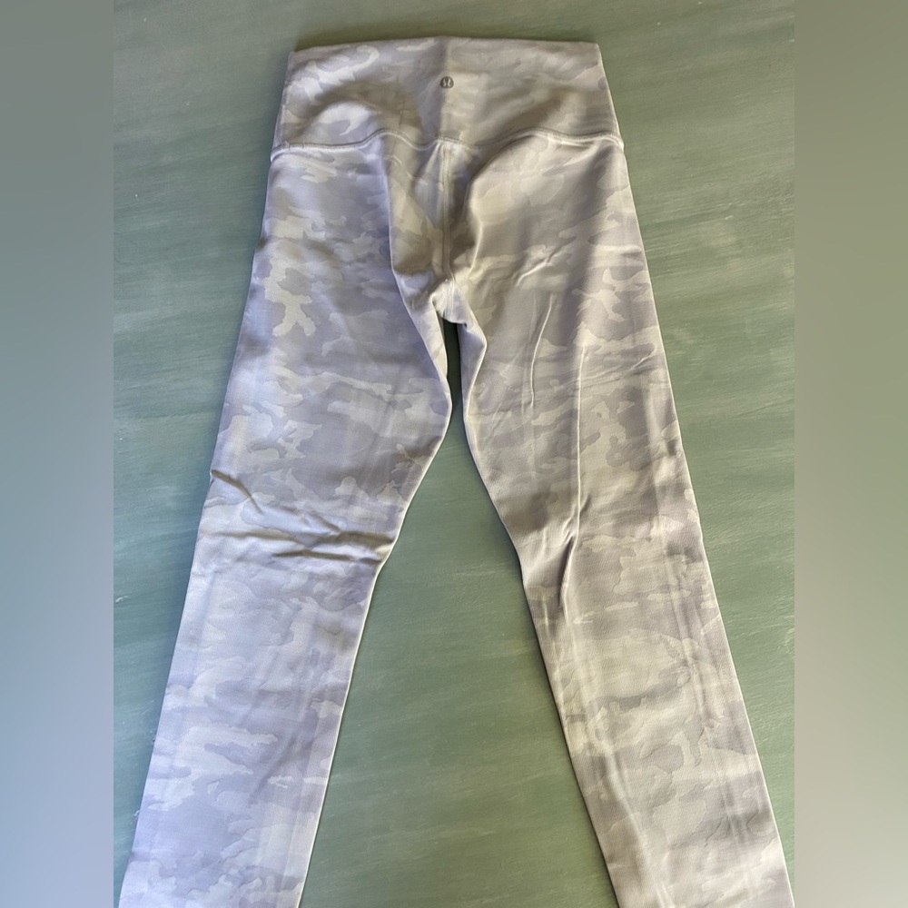 White camo lulu leggings
